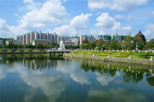 房子姓氏直播怎么取名（直播间房间名字什么吸引人）
